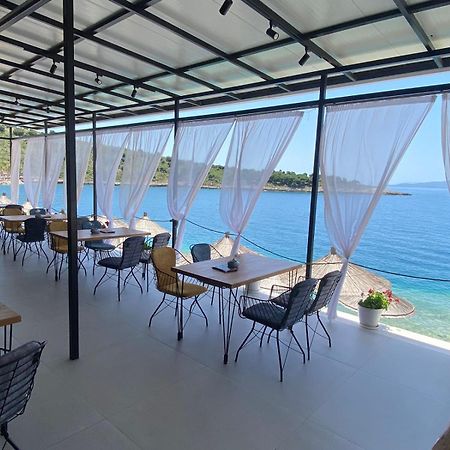 Sea Breeze Villa Саранде Екстериор снимка