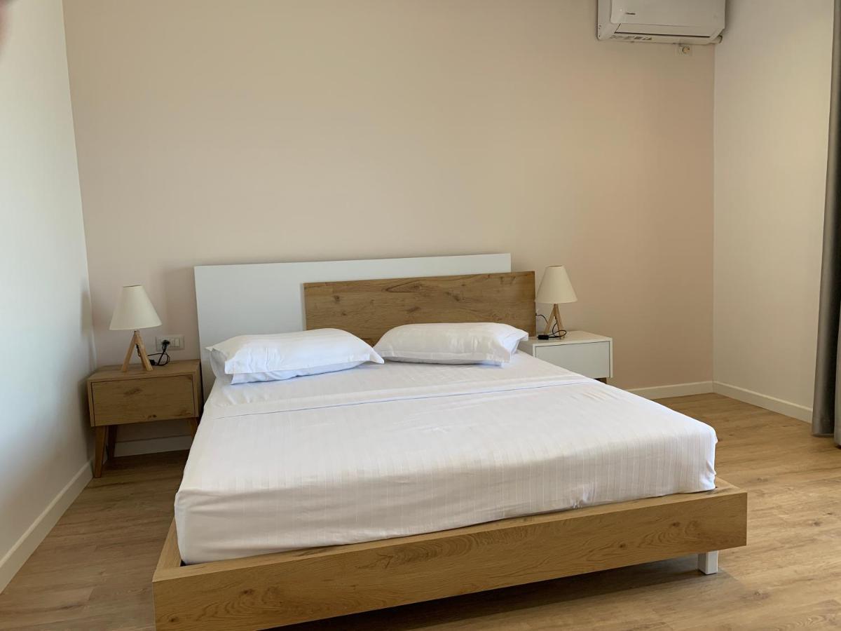 Sea Breeze Villa Саранде Екстериор снимка