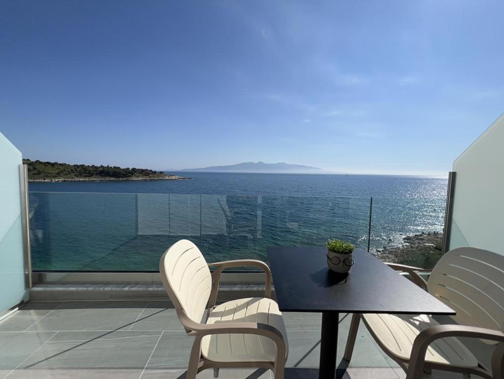 Sea Breeze Villa Саранде Екстериор снимка