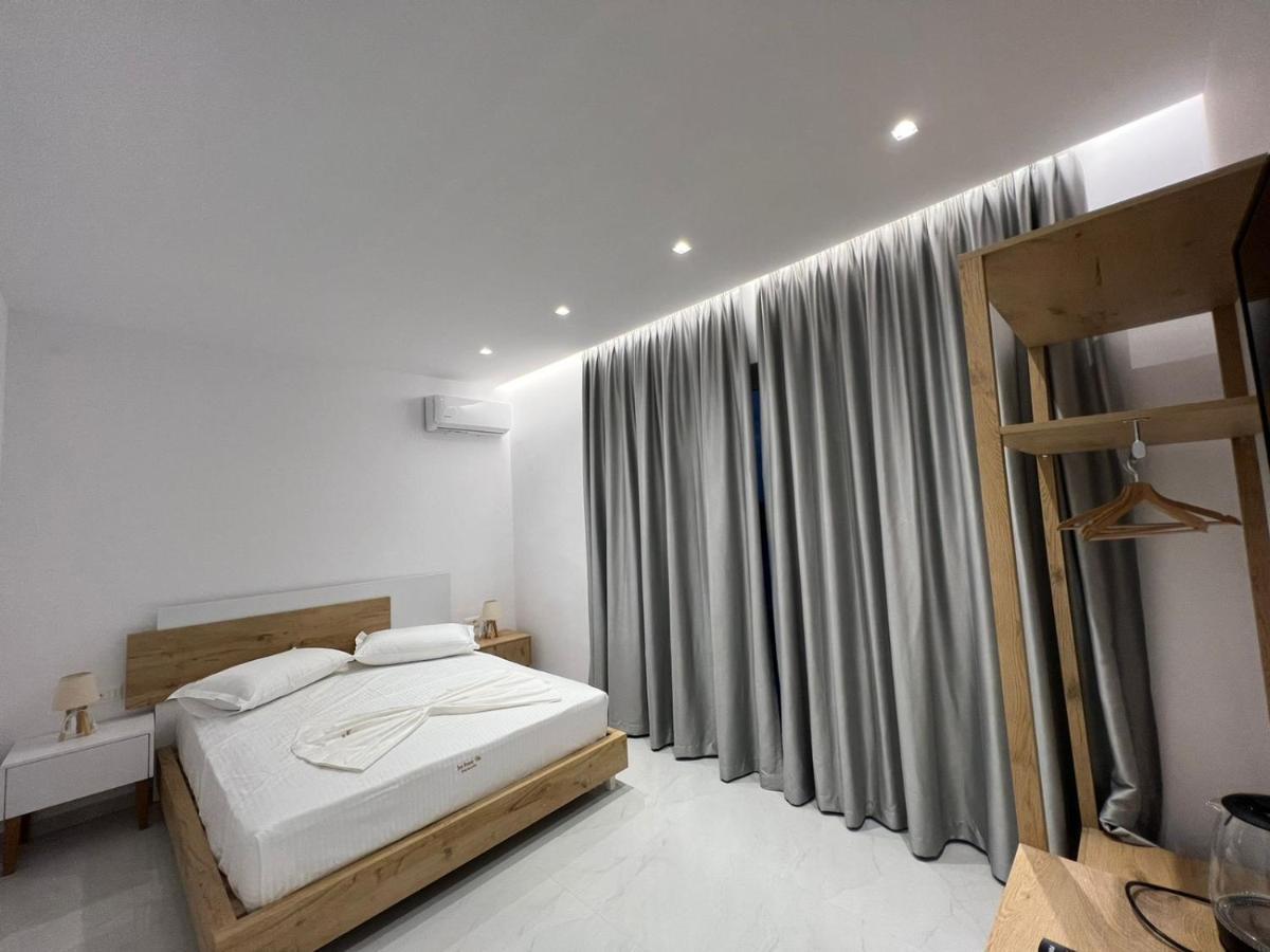 Sea Breeze Villa Саранде Екстериор снимка