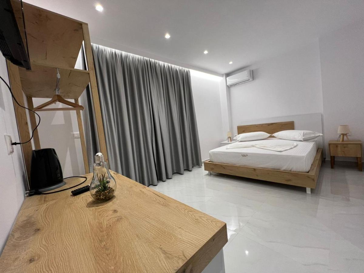 Sea Breeze Villa Саранде Екстериор снимка