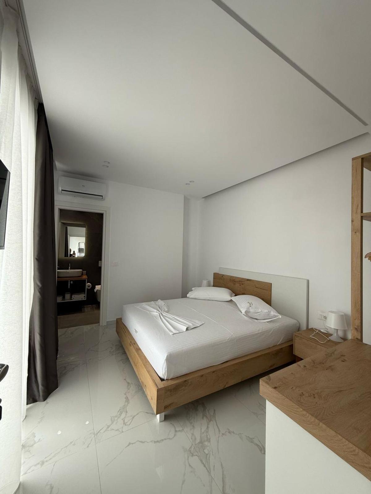 Sea Breeze Villa Саранде Екстериор снимка