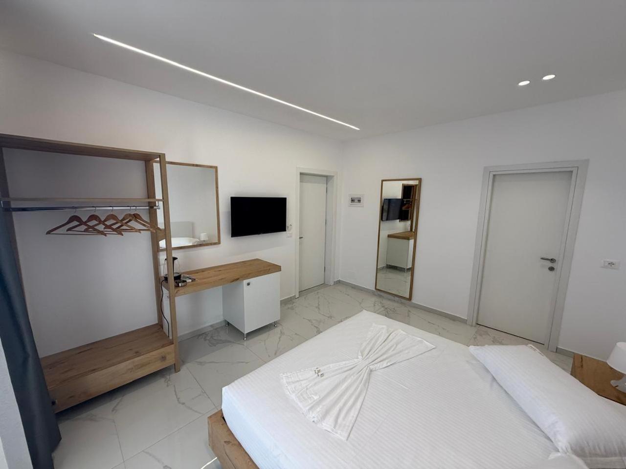 Sea Breeze Villa Саранде Екстериор снимка